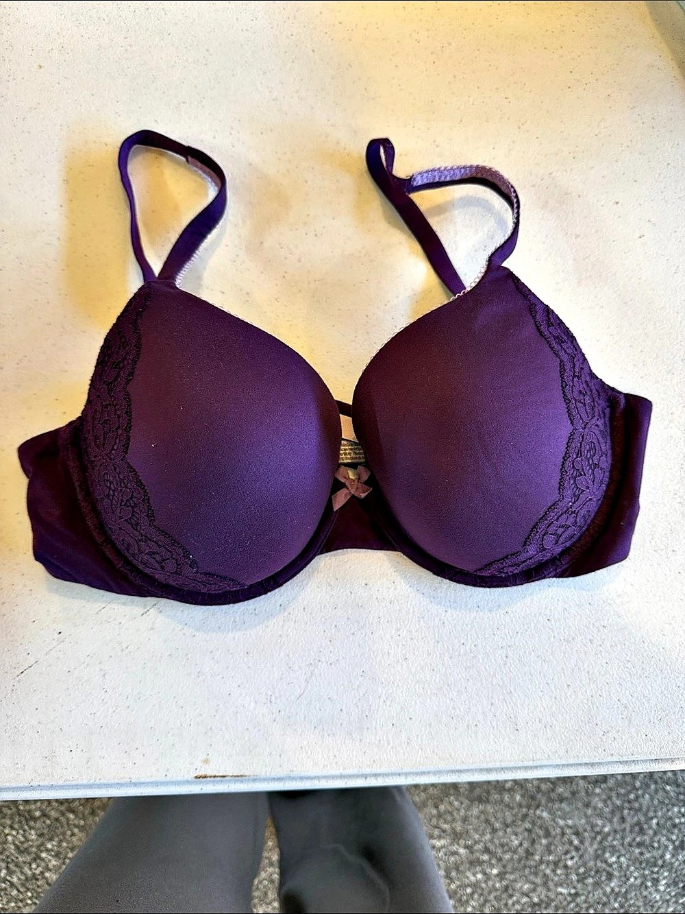 Victoria's Secret Body by Victoria Lined Perfect Coverage Bra Purple 34DD